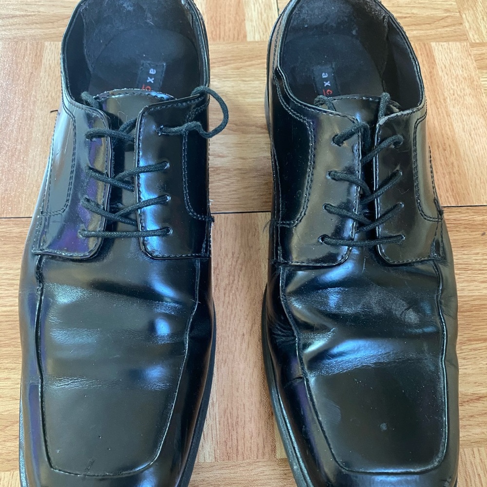 Axcess Black Dress Shoes